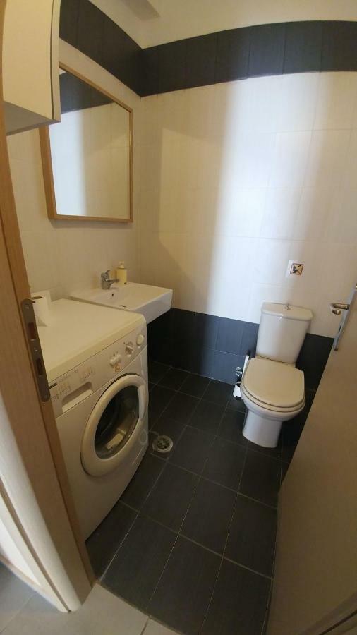 Family Apartment デルヴェニ エクステリア 写真