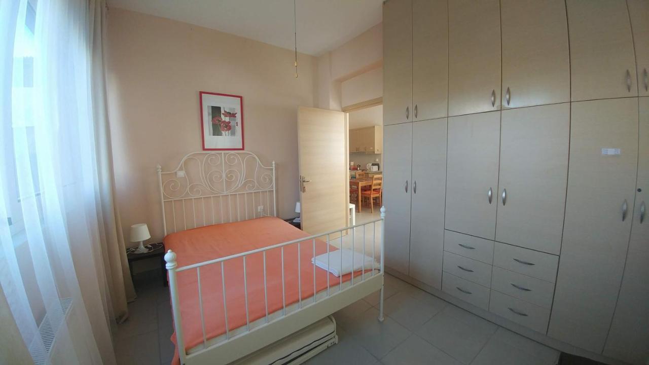 Family Apartment デルヴェニ エクステリア 写真