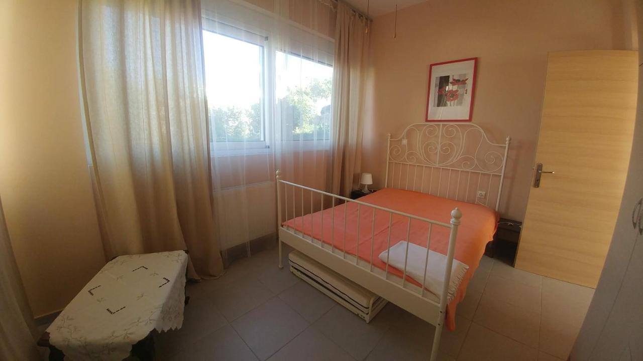 Family Apartment デルヴェニ エクステリア 写真
